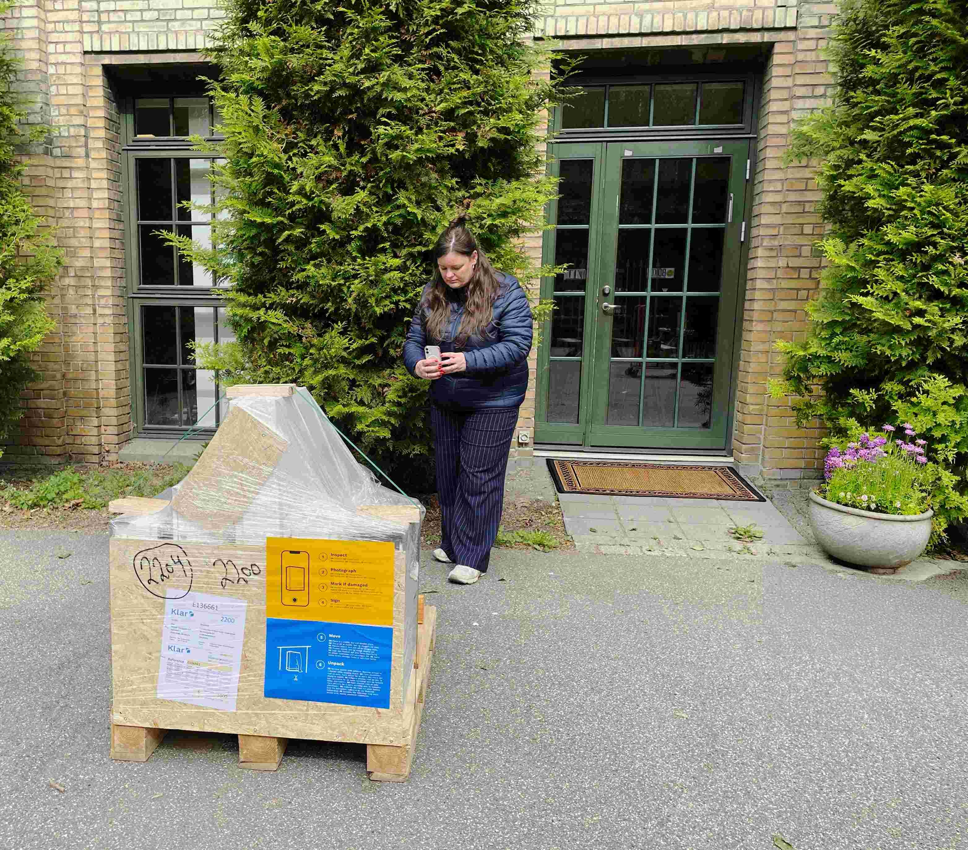 Pictures of delivery